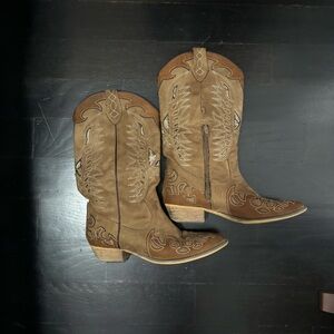 Vintage cowboy boots